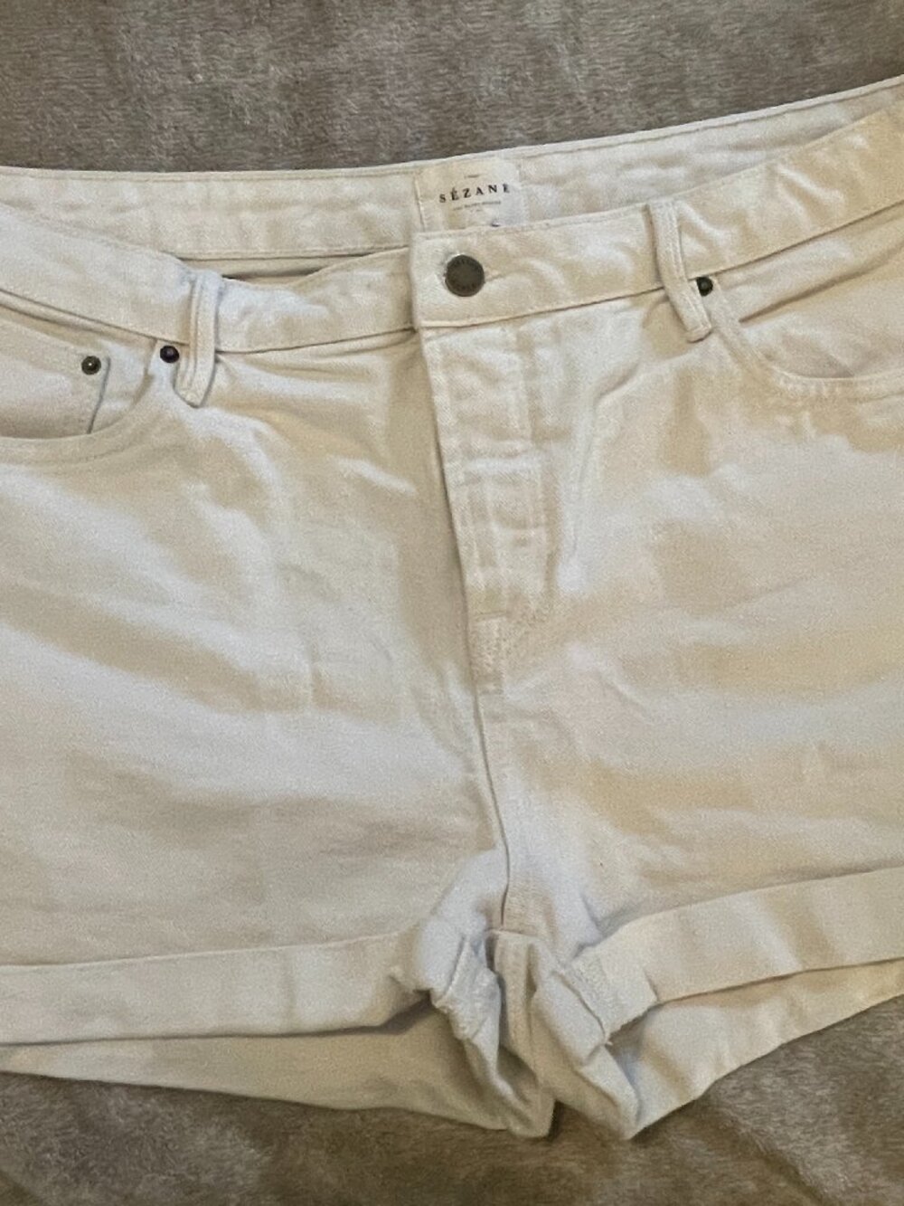 Sézane Niels Denim Shorts Ecru Cream Off-White Rolled Hem Cuffed Size 44